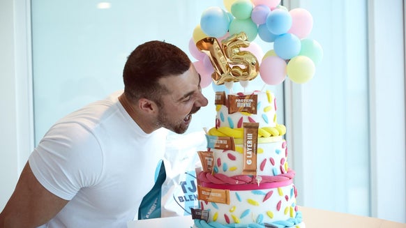 Back Attack | 6 Must-Do Back Exercises For Mass - MYPROTEIN™