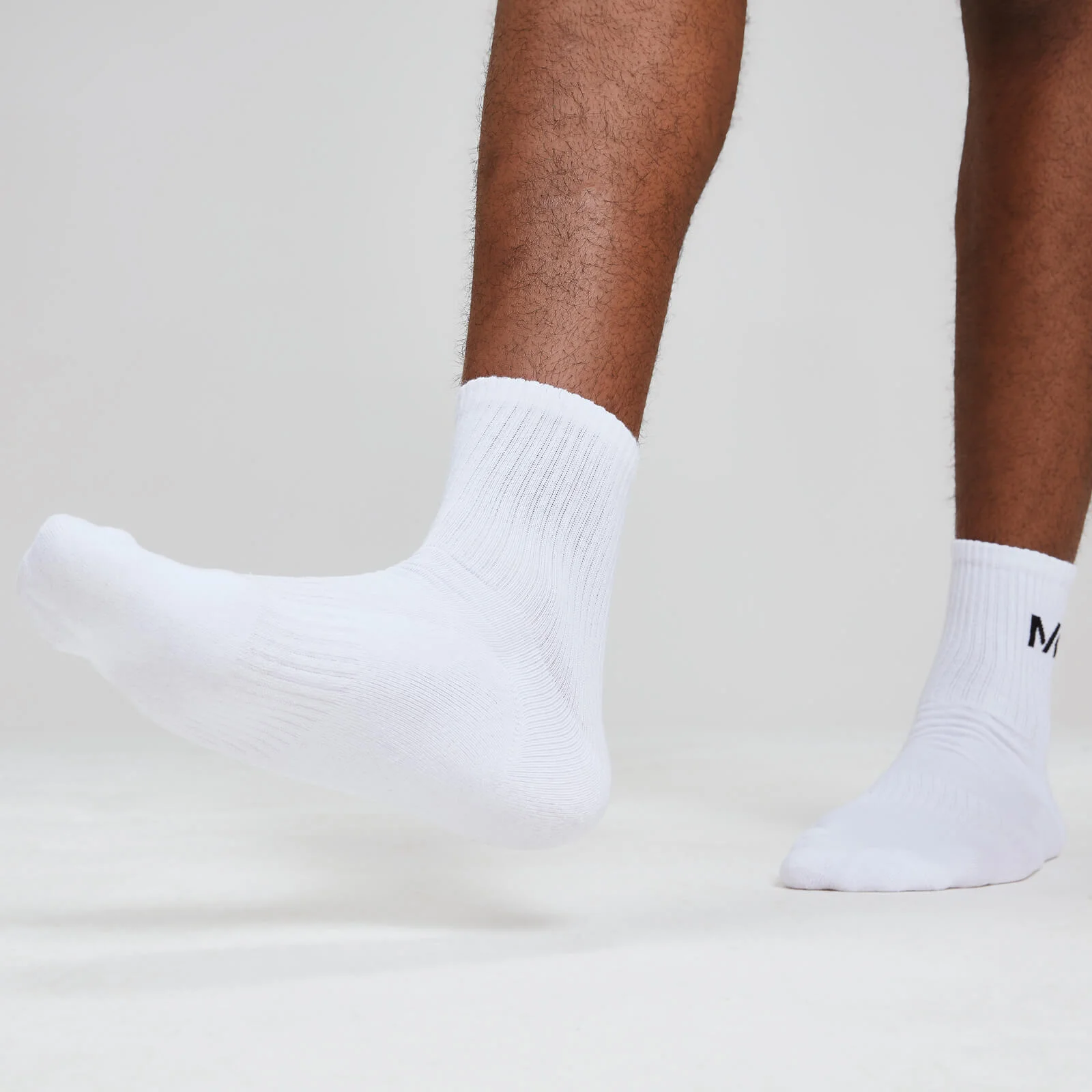 MP Men's Essentials Crew Socks (1 Pack) - White - UK 6-8 Image 1