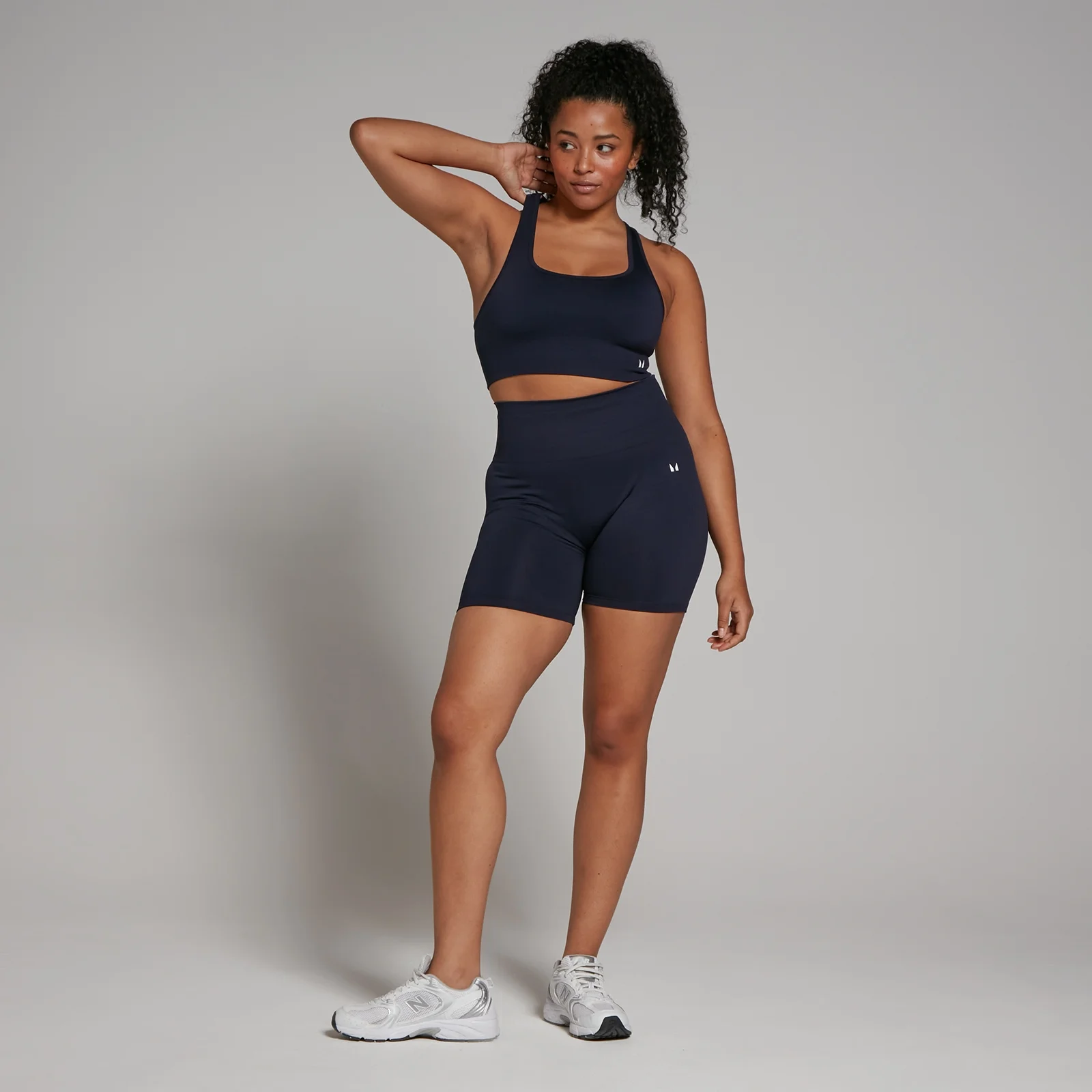 MP Women's Shape Seamless Sports Bra - Navy - XS Image 3
