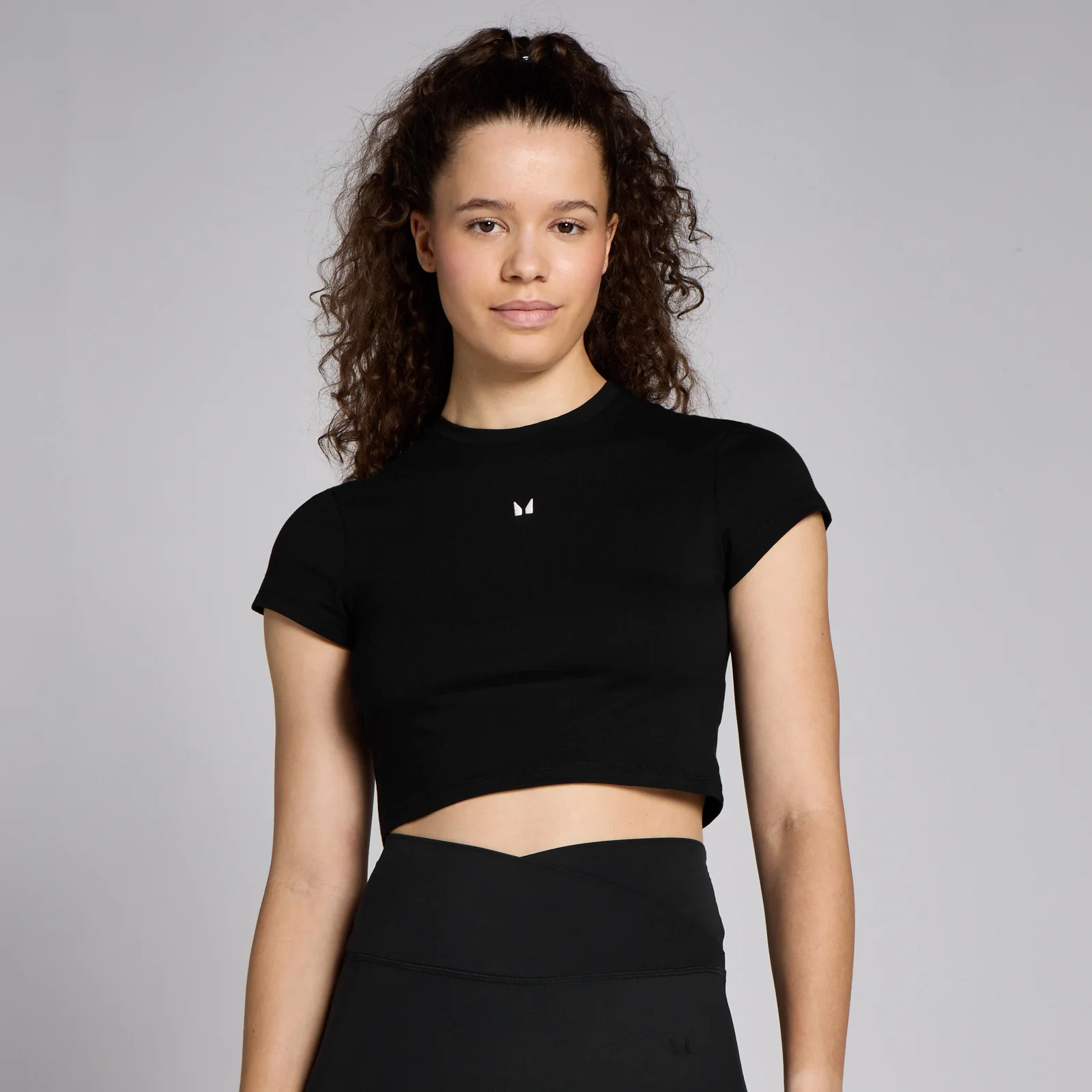 MP Women's Basics Body Fit Short Sleeve Crop T-Shirt - Black - S Image 1