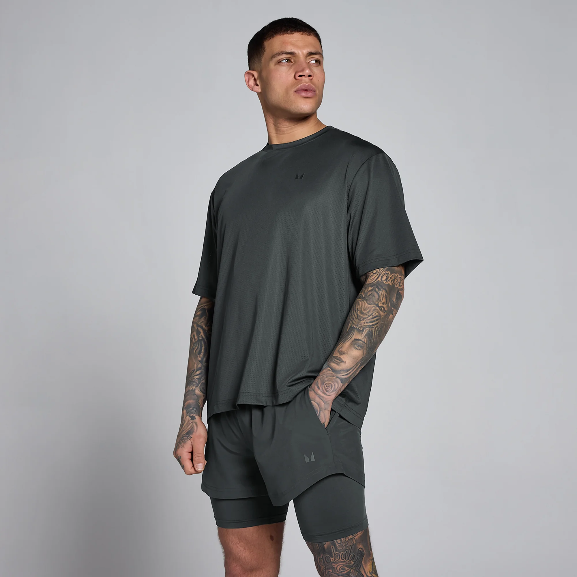 MP Men's Hybrid Oversized Mesh T-Shirt - Washed Black - XS Image 1